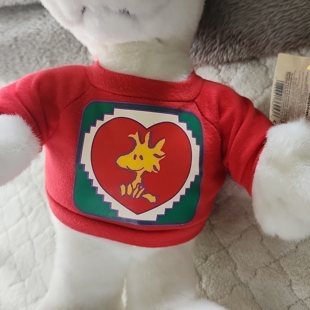 Vintage Snoopy  "Peanuts" Plush Valentines Charlie Brown Seasonal Christmas - Picture 8 of 9
